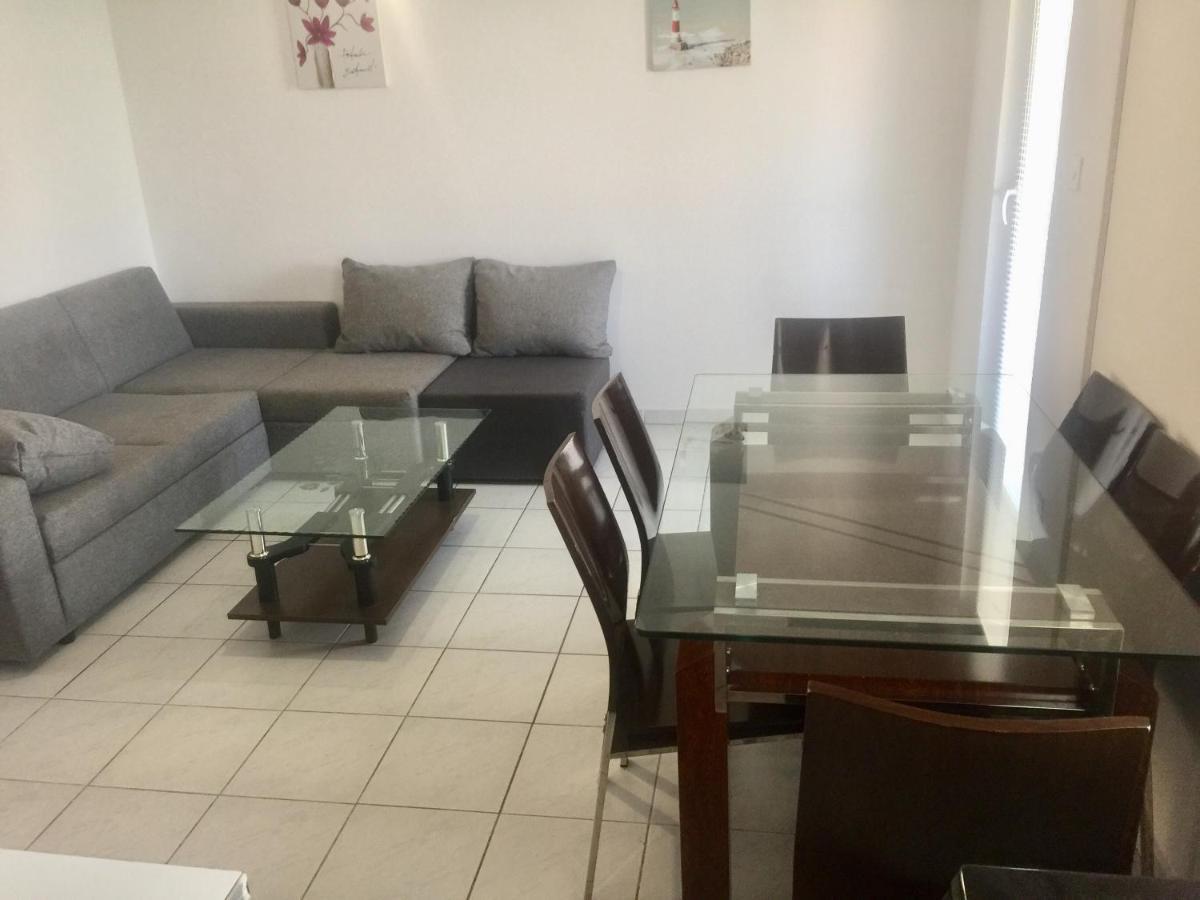 Apartmani Nerko パグ エクステリア 写真