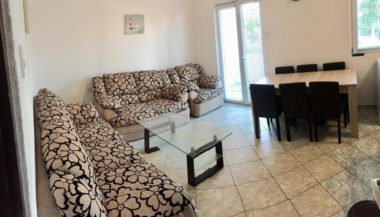 Apartmani Nerko パグ エクステリア 写真