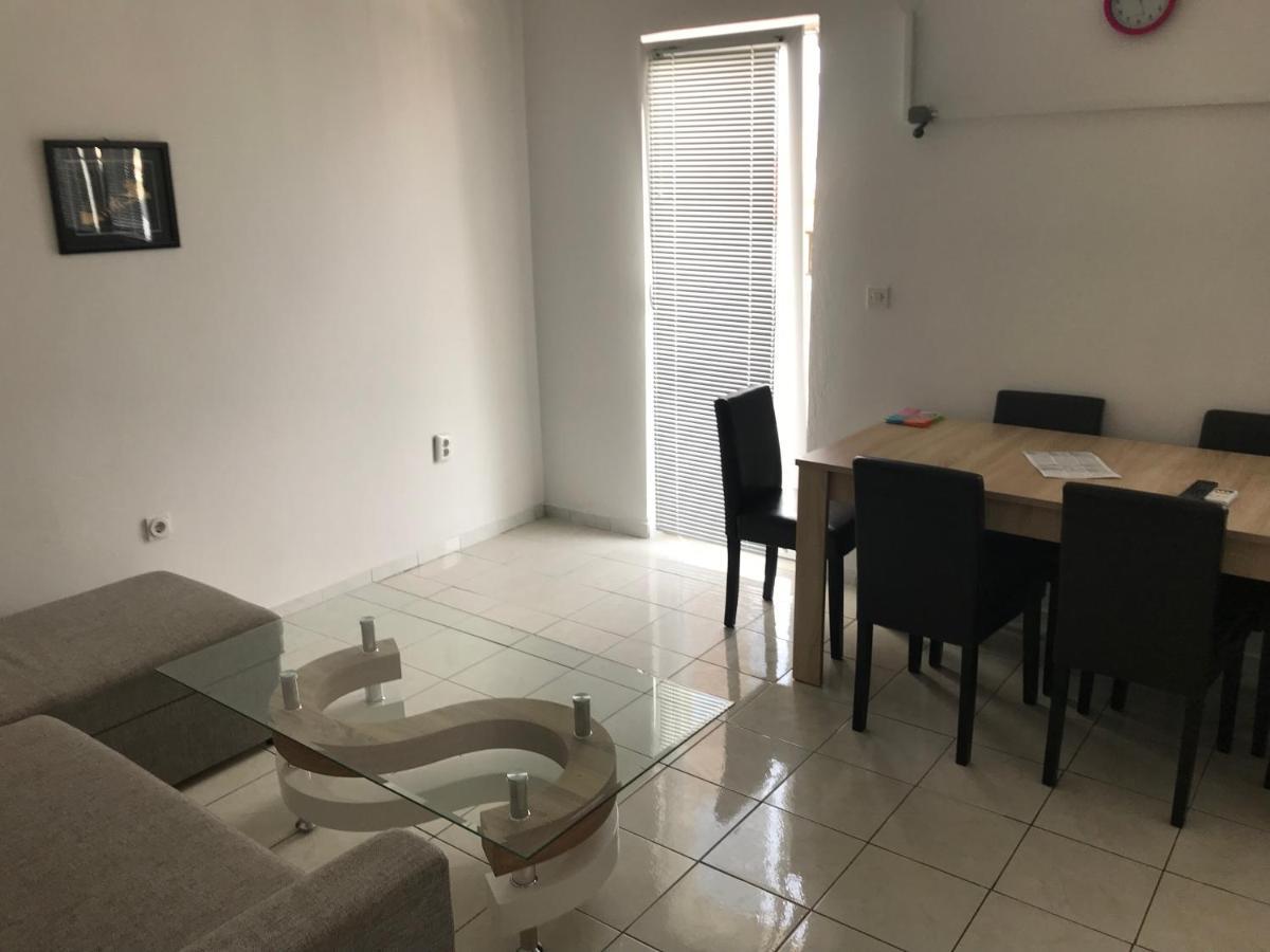 Apartmani Nerko パグ エクステリア 写真